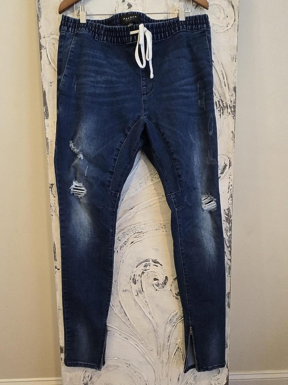 PacSun Men's Dark Blue Distressed Skinny Jogger Jeans